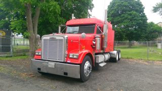 20000000 Freightliner Classic Xl photo