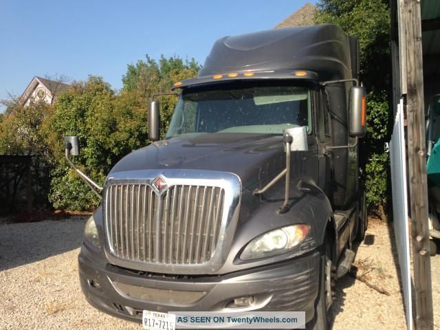 2011 International Prostar Sleeper Semi Trucks photo