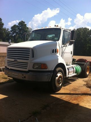 1998 Ford Aeromax photo