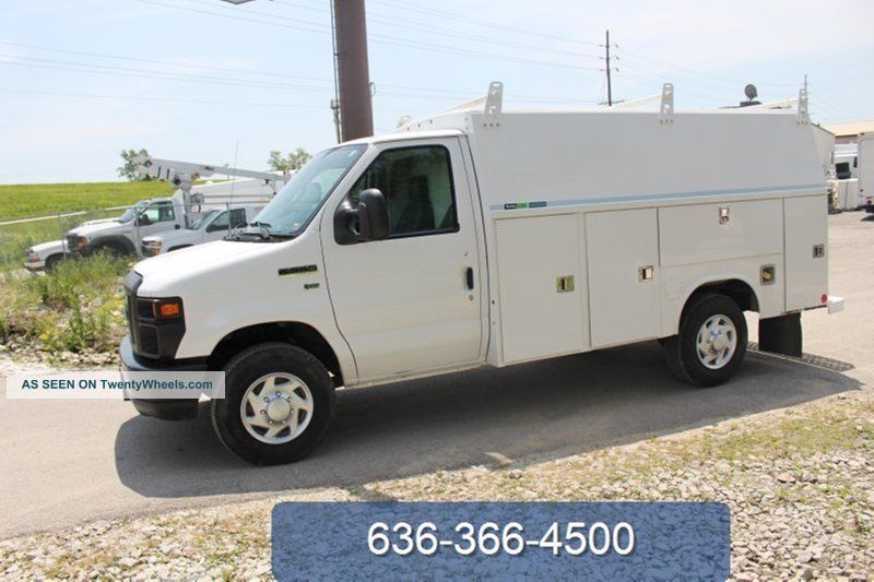 2011 Ford E350 Utility / Service Trucks photo
