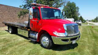 2006 International L@@k & Read,  Reconditioned Chassis & Rollback photo