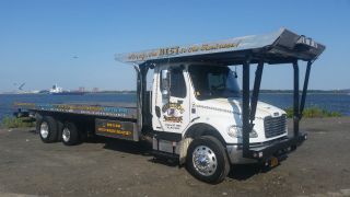 2007 Freightliner M2 photo