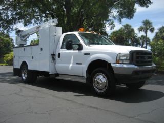 2003 Ford F550 photo