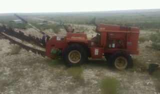 Ditch Witch photo