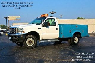 2004 Ford 2dr Utility Truck photo