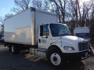 2012 Freightliner Business Class M2 106 photo