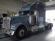 2005 Freightliner D132064t Sleeper Semi Trucks photo 4