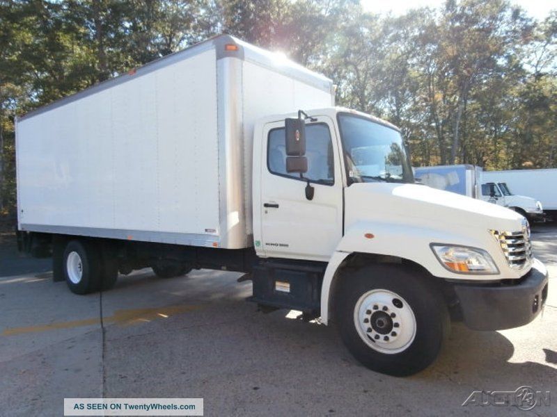 2008 Hino 338 Box Trucks / Cube Vans photo