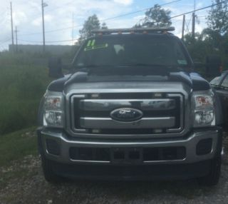 2011 Ford F550 photo