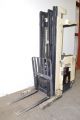 Crown Rr3520 - 35 Electric Reach Truck 3500lb 240in 36v - Dc D508423 Forklifts photo 1