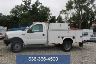 2003 Ford F550 photo