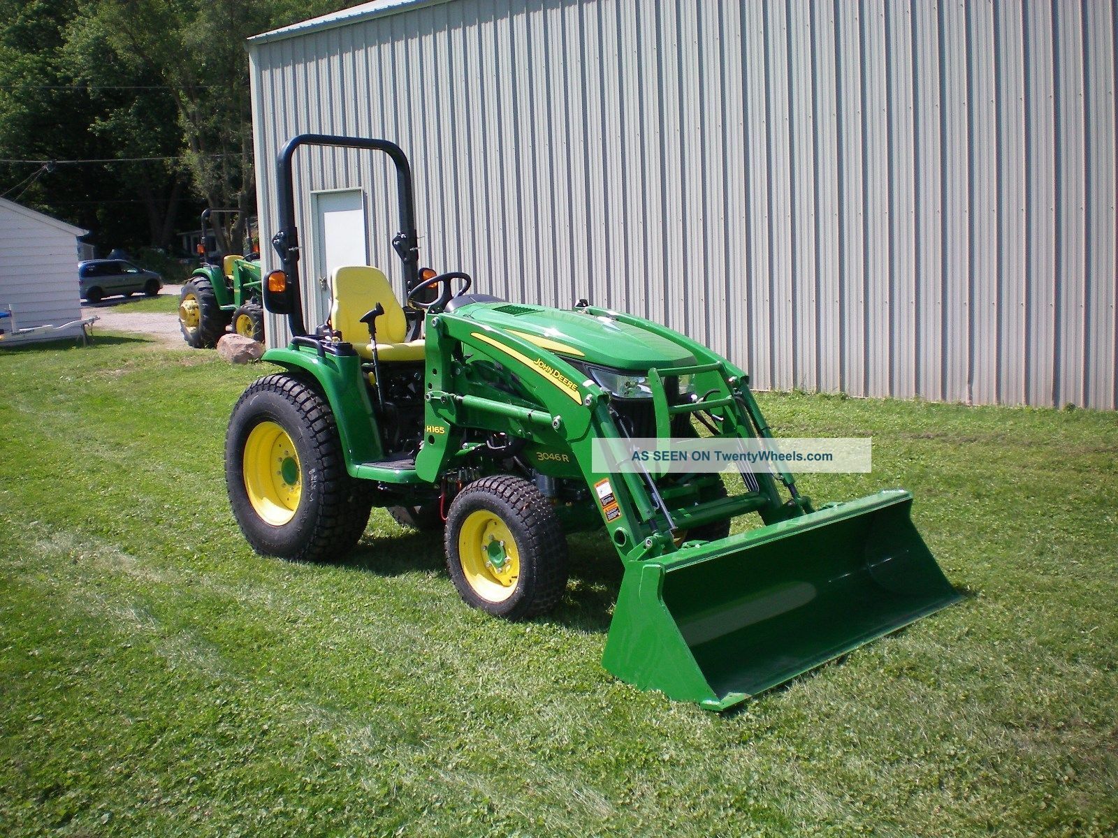 John Deere 3046r Compact Tractor With H165 Loader Tractors photo