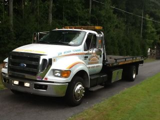 2008 Ford F650 photo