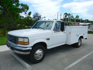 1995 Ford F350 photo