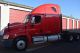 2008 Freightliner Cascadia Sleeper Semi Trucks photo 2