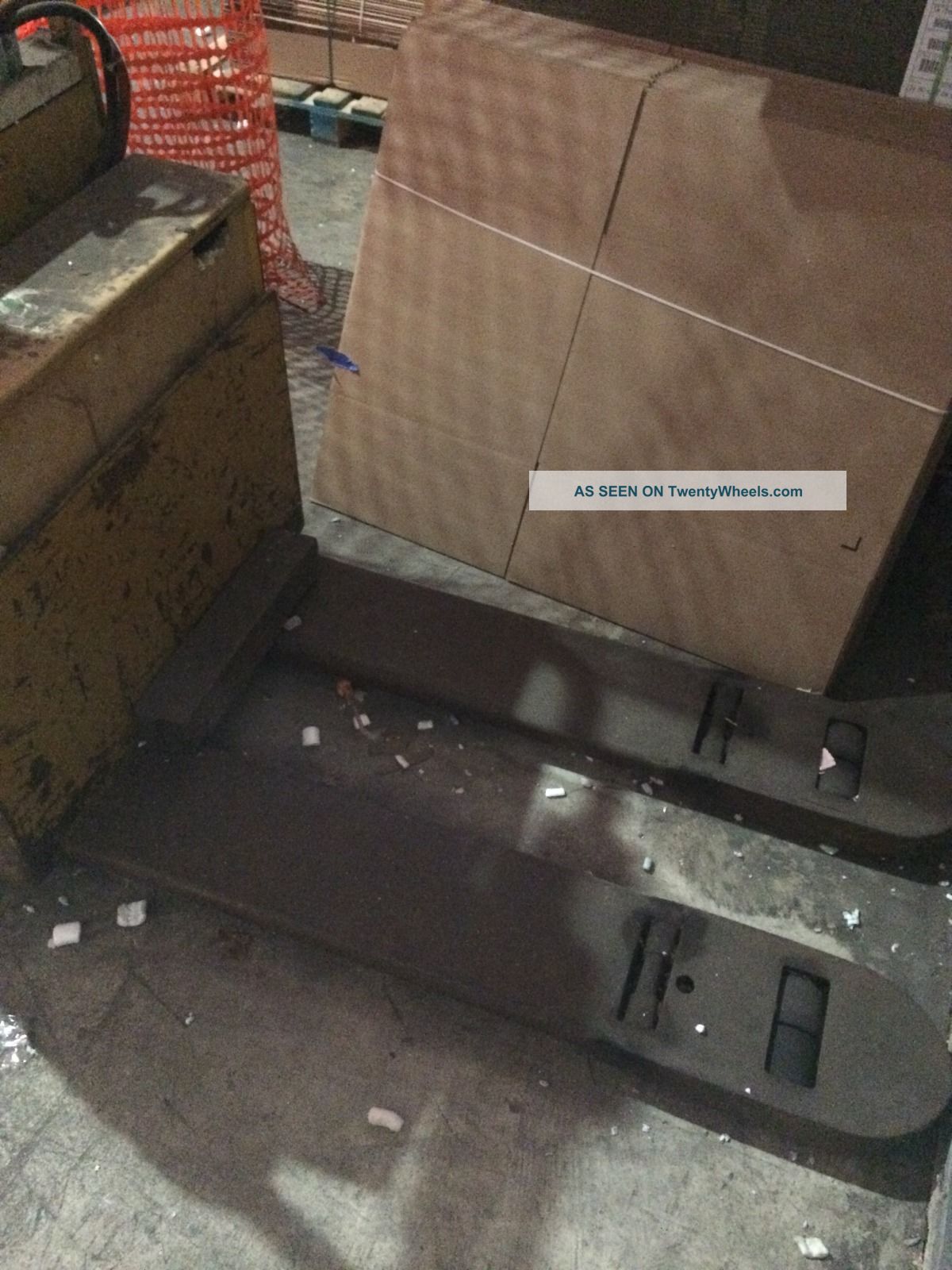 Yale Electric Pallet Jack - - Charger Not Included Forklifts photo