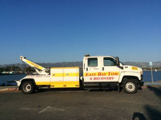 20060000 Gmc 6500 Crew Cab/ Tow Truck/ Wrecker photo