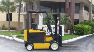 Yale Erc060 6000lbs Heavy Duty Forklift With Side Shifter photo