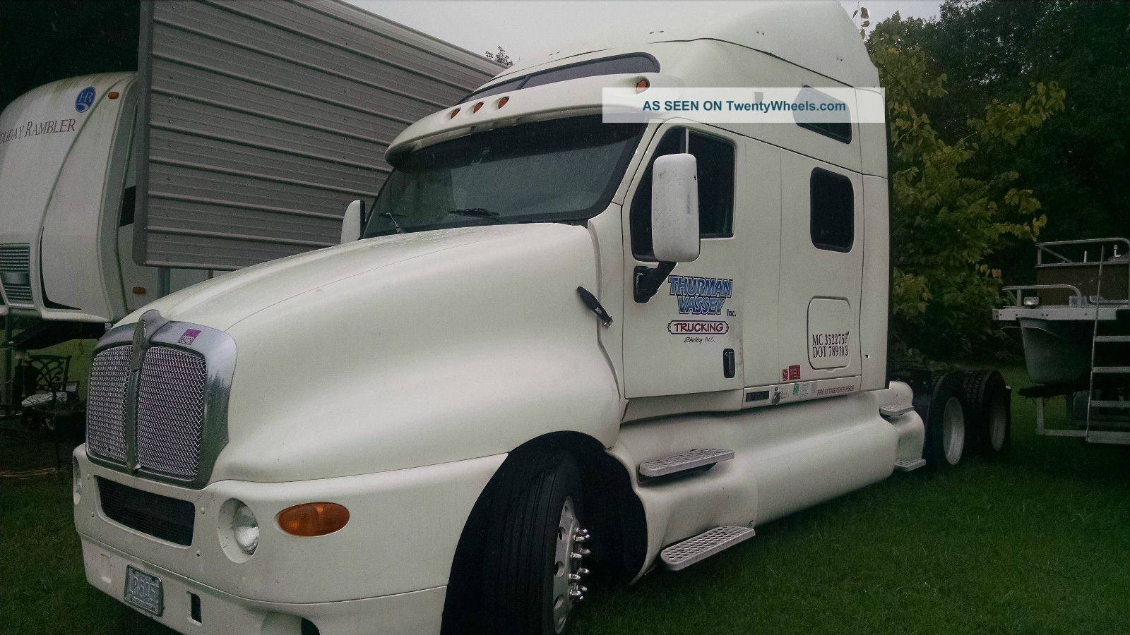 1997 Kenworth T2000 Sleeper Semi Trucks photo