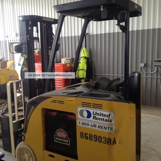 2011 Yale Esc040ac Electric Stand Up Forklift
