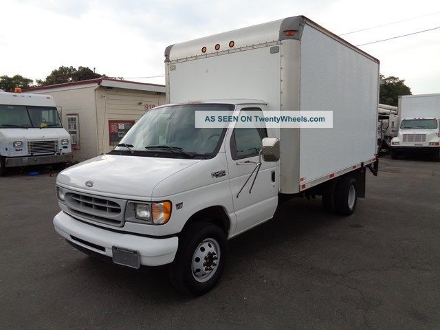 2002 Ford E450 14 ' Box Truck Lift Gate Box Trucks / Cube Vans photo
