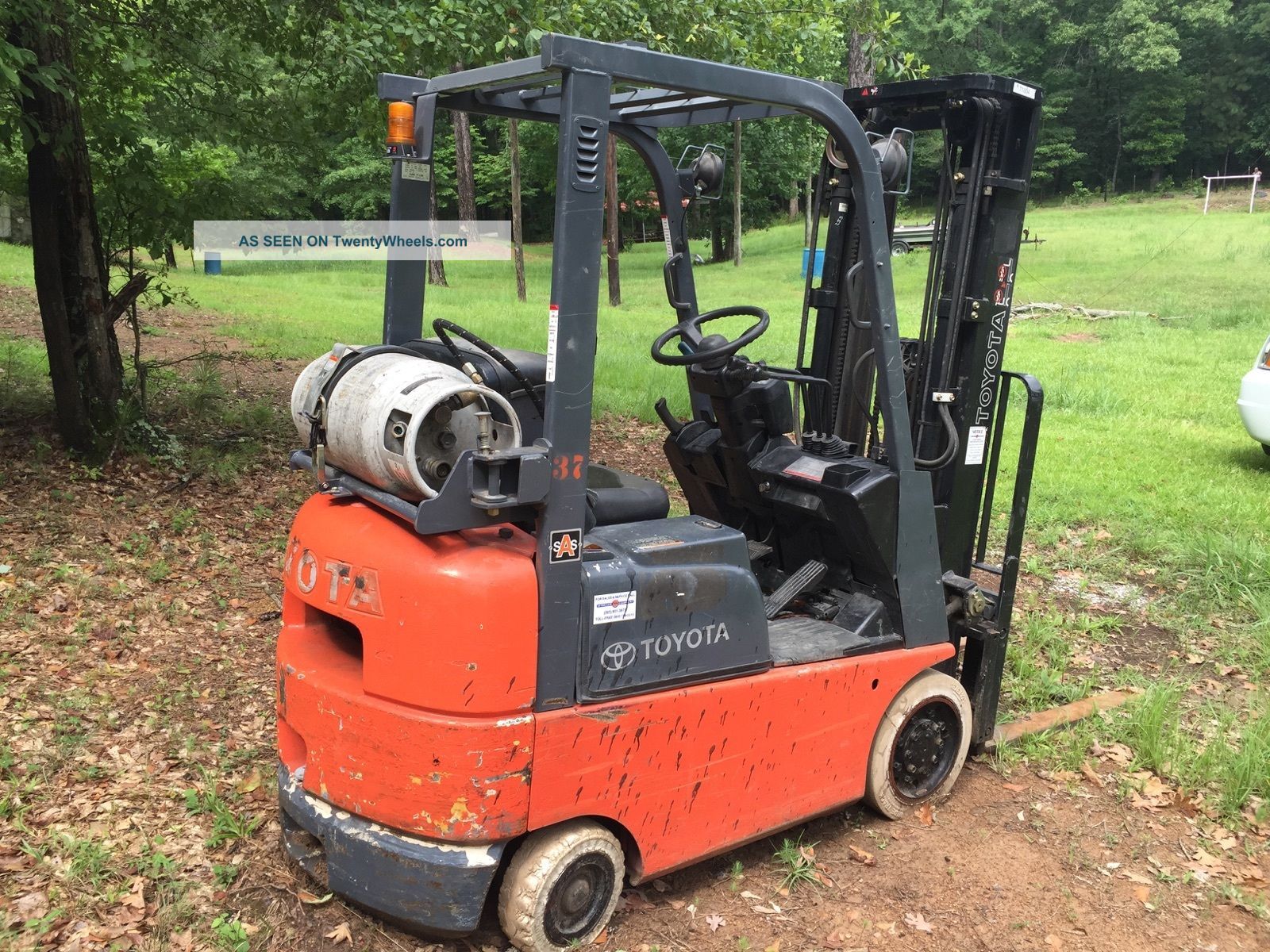 Toyota Forklift Model 7fgcu15 - 2006 - 240  Vertical Lift Forklifts photo