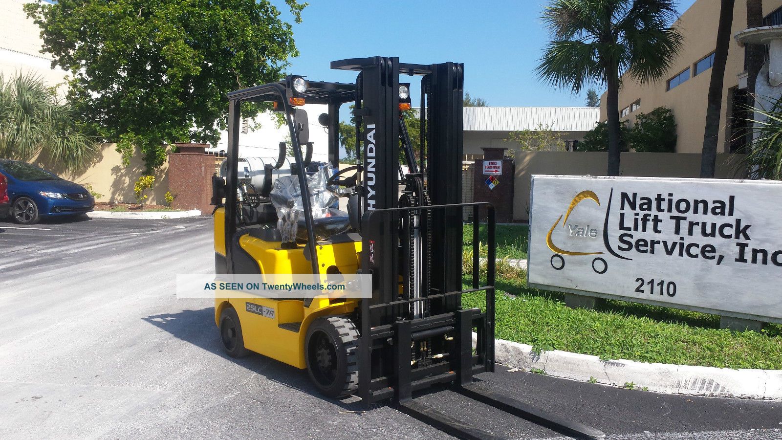 2015 Hyundai Forklift Custom 25lc - 7a 5000lbs