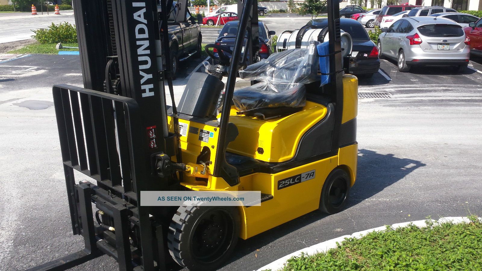 2015 Hyundai Forklift Custom 25lc - 7a 5000lbs