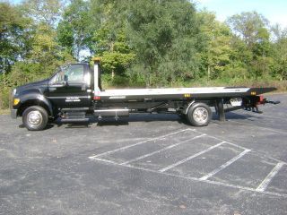 2007 Ford F - 650 Duty Pro Loader Xlt photo