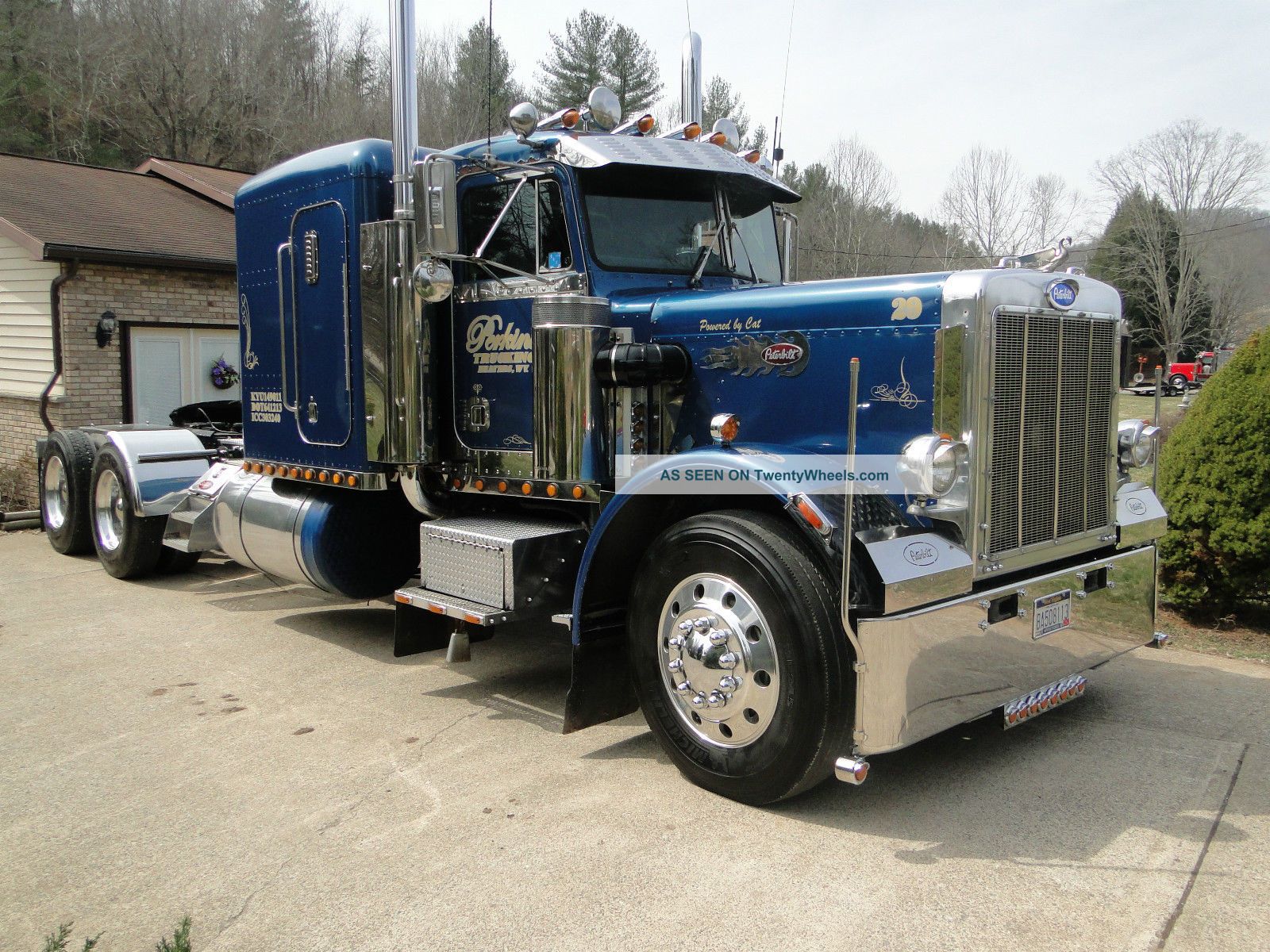 1982 Peterbilt 359 Sleeper Semi Trucks photo