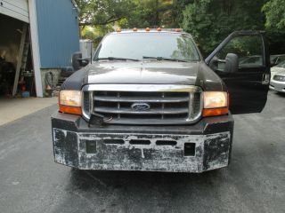 2000 Ford F550 photo