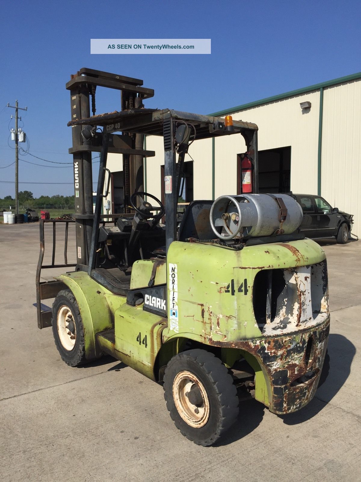 Clark 8000lb Forklift Fork Lift Forklifts photo