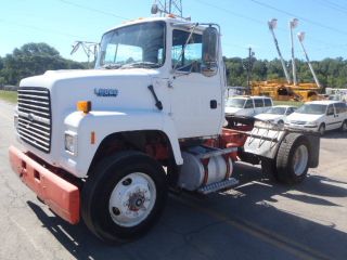 1994 Ford L8000 photo