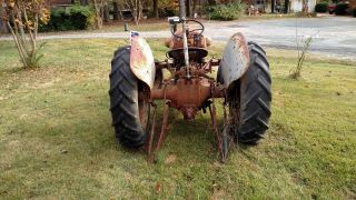 8 N Ford Tractor 1951 photo