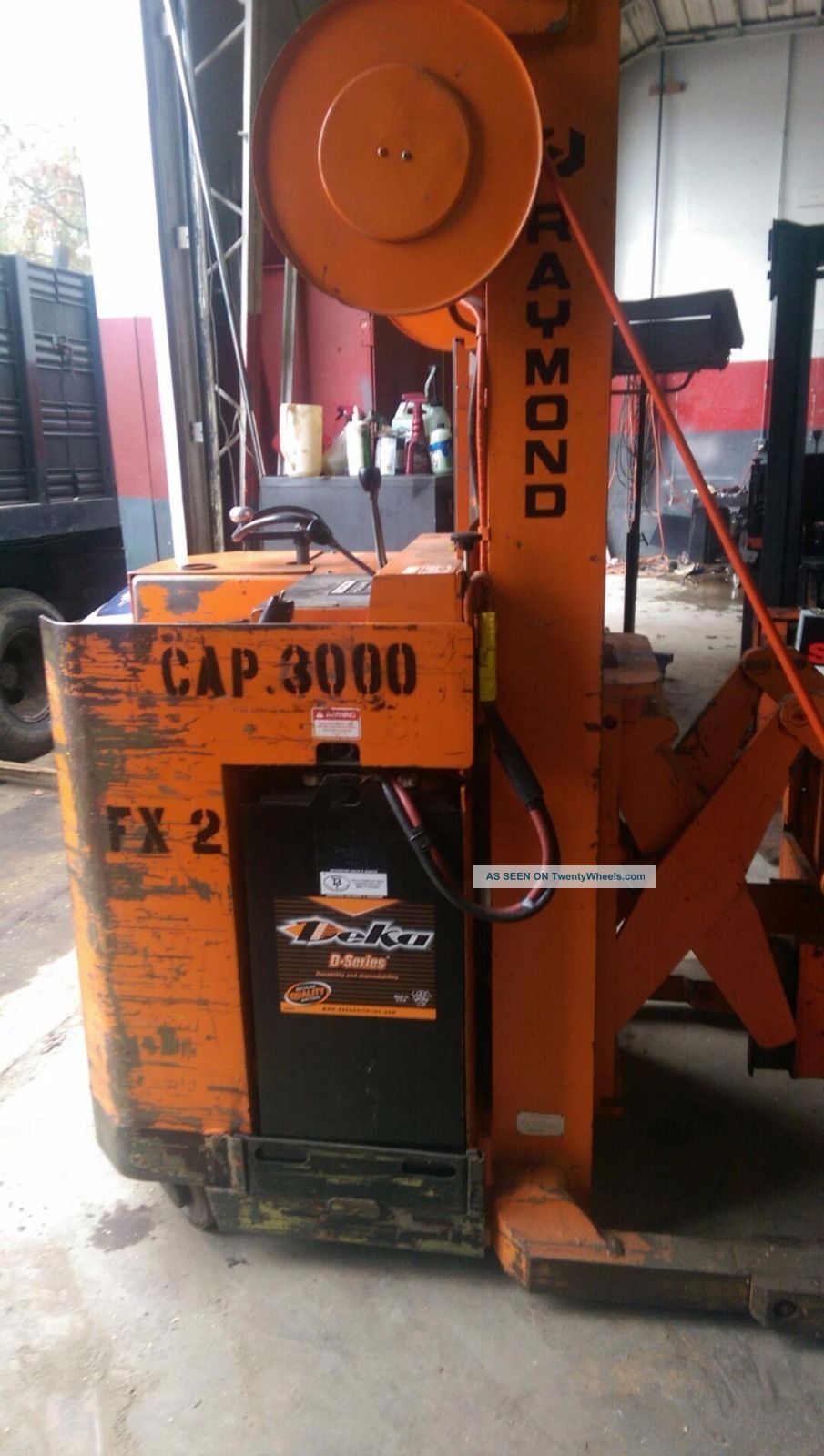 Raymond Forklift 20r30tt Lift Capacity 3000 Pounds Forklifts photo