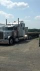 2004 Peterbilt 379 Sleeper Semi Trucks photo 11