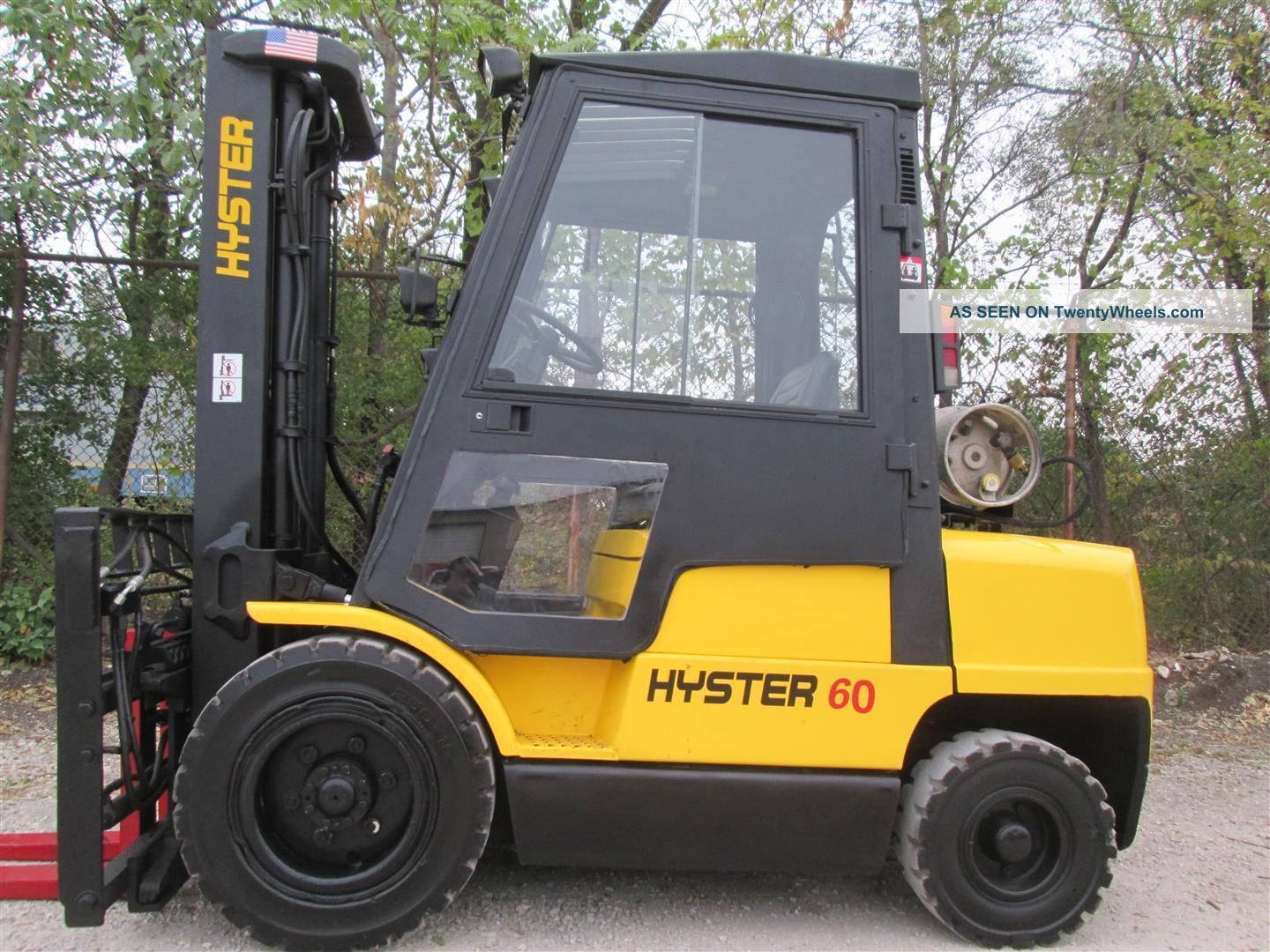 Hyster H60xm Forklift Lift Truck Hilo Fork,  6000lb Cap,  Solid Pneumatic Tire Forklifts photo
