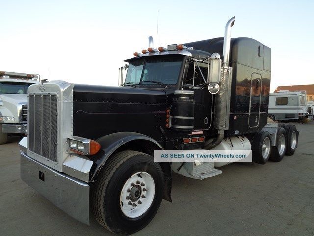 1995 Peterbilt 379 Tri Axle Heavy Hauler Truck Sleeper Semi Trucks photo