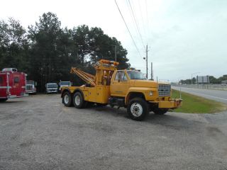 1985 Ford F8000 photo