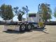 2005 Peterbilt Daycab Semi Trucks photo 2