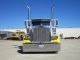 2005 Peterbilt Daycab Semi Trucks photo 5