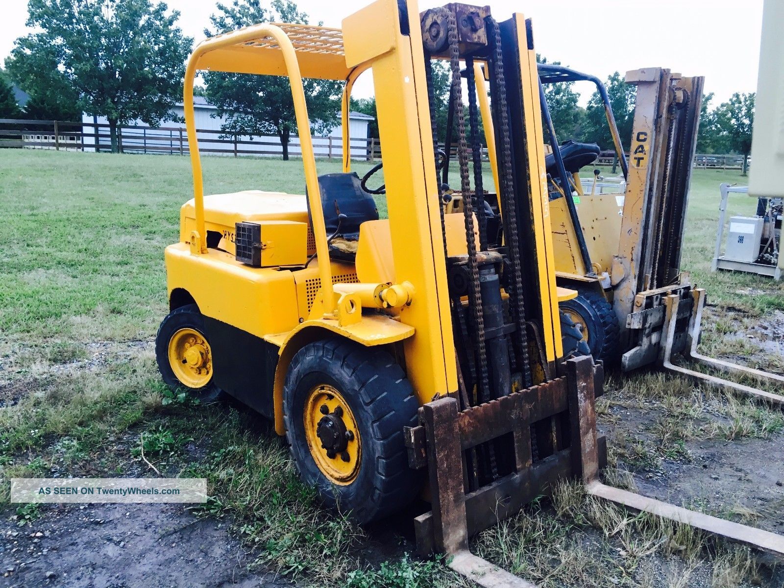 Hyster Rough Terrian Forklift 6000 Lb Forklift Gas Bob Cat Rubber Tire