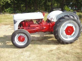 Ford 2n Vintage Tractor photo