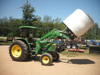 John Deere 5400 Loader Tractor 3385 Hours 68hp photo