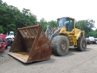 2009 Volvo L150f 10000 Hours Solid Tires Serviced Runs / Works Great photo