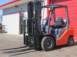2014 Toyota 8fgu25 Pneumatic Forklift Side Shift 5,  000 Lbs Cap 140 Hours Propane photo