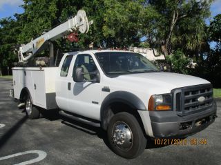 2007 Ford F550 photo