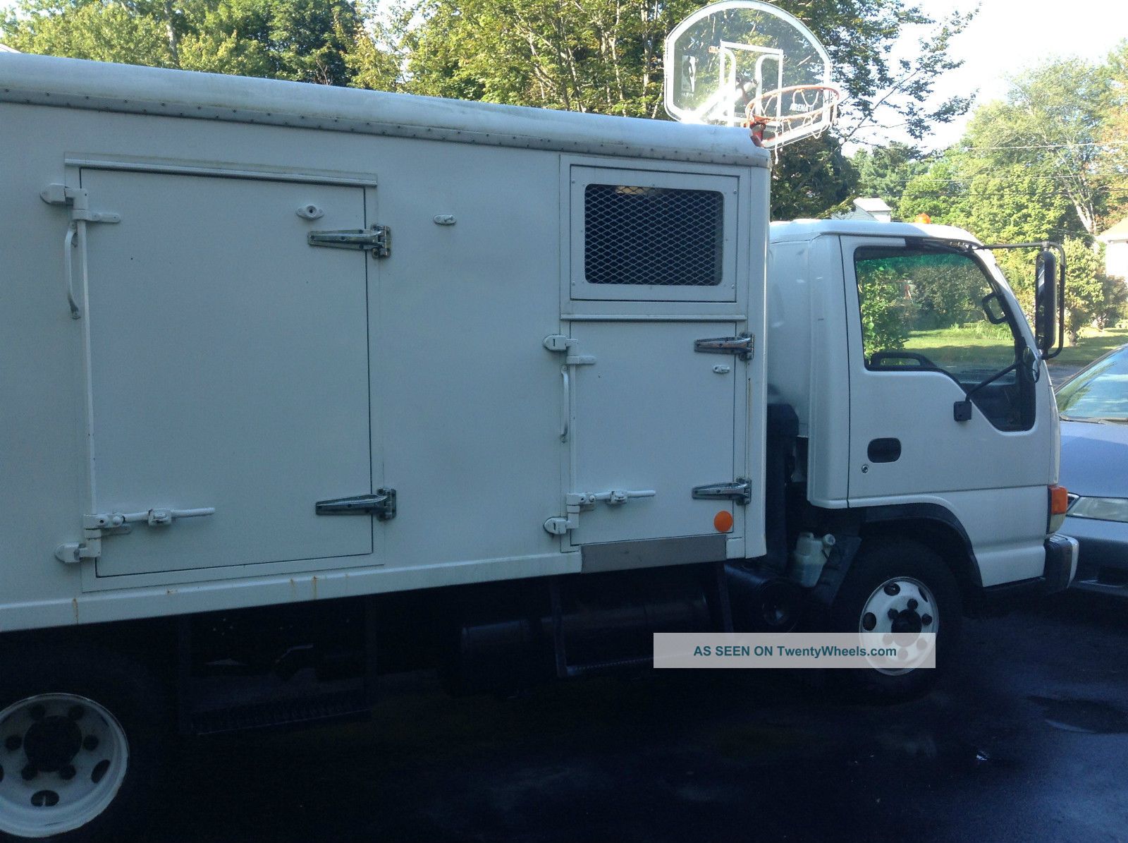 2005 Isuzu Npr Box Trucks / Cube Vans photo