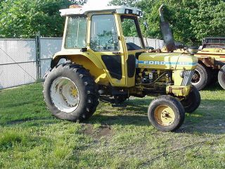 1990 Ford 6610 2 Wheel Drive Diesel 3 Point Hitch Cab Tractor photo
