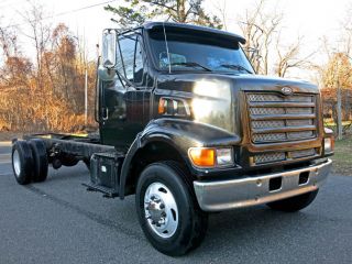 1998 Ford Louisville L8501 photo